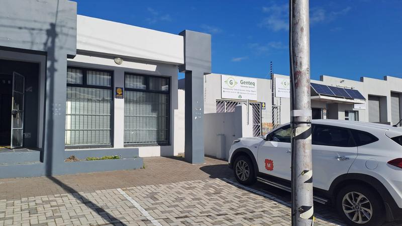 To Let commercial Property for Rent in Newton Park Eastern Cape